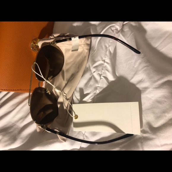 TORY BURCH PILOT SUNGLASSES main image 7